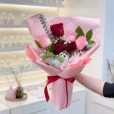 Romantic 6 Fresh Roses Bouquet