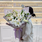 Designer's Choice Lily Fresh Flowers Bouquet