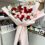 Grande Luxury Giant Fresh Rose Bouquet