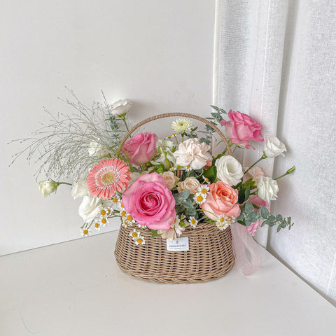 DIY Seasonal Fresh Flower Basket Deposit 35 89